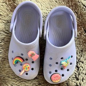 Crocs || Lavender Slip ons with Charms
